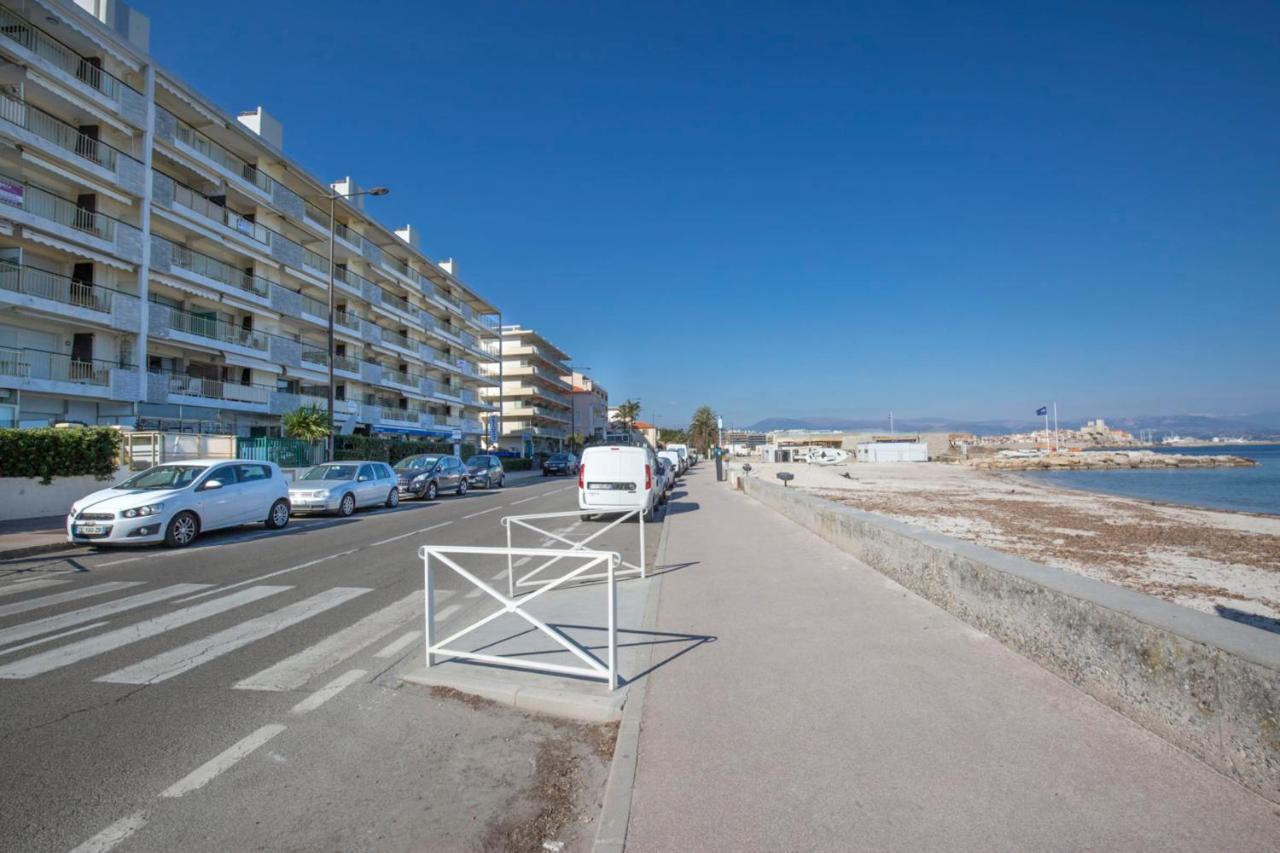 Seafront One Bedroom Apartment With A Terrasse Swimming Pool And A Parking 앙티브 외부 사진